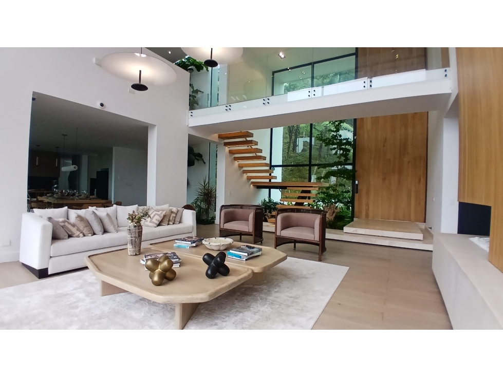 Casa en Arriendo Las Palmas Medellín