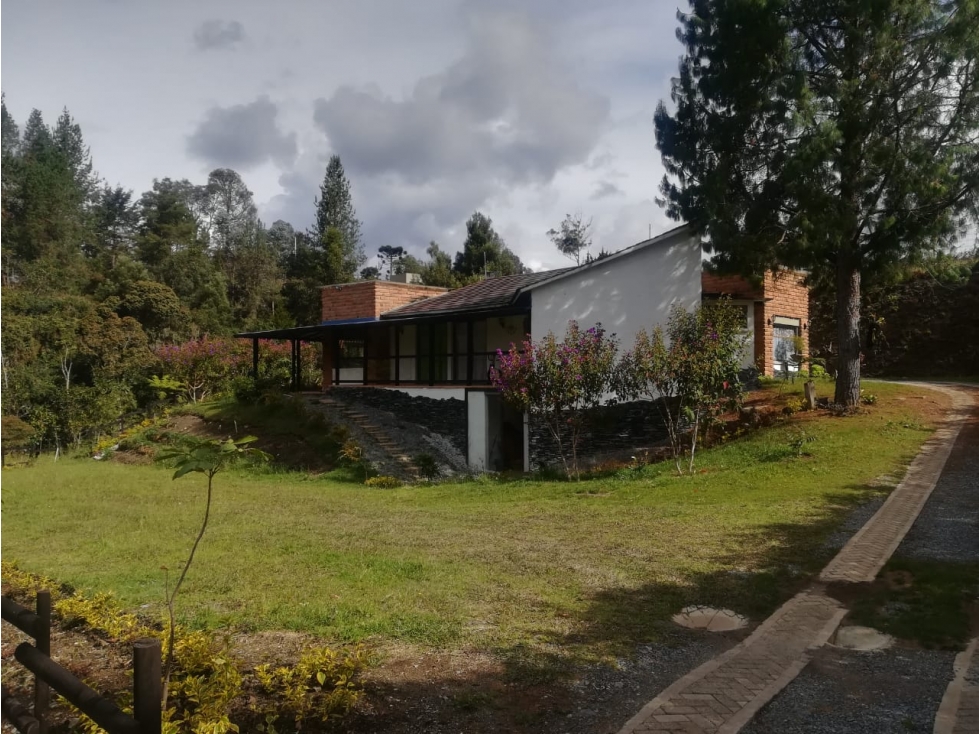 Casa Independiente En Venta Sector Alto de Palmas — foto 2