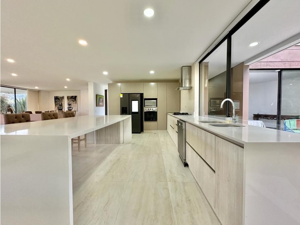 Espectacular casa en Arriendo Las Palmas Medellín - 3