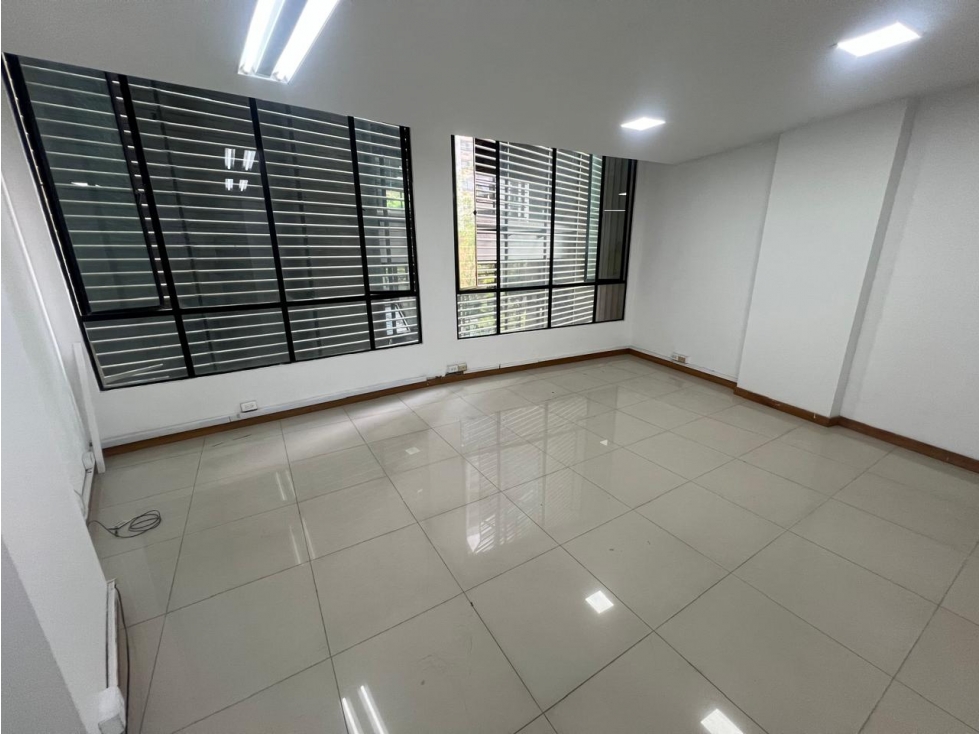 Local en Arriendo Milla de Oro Medellín — foto 6