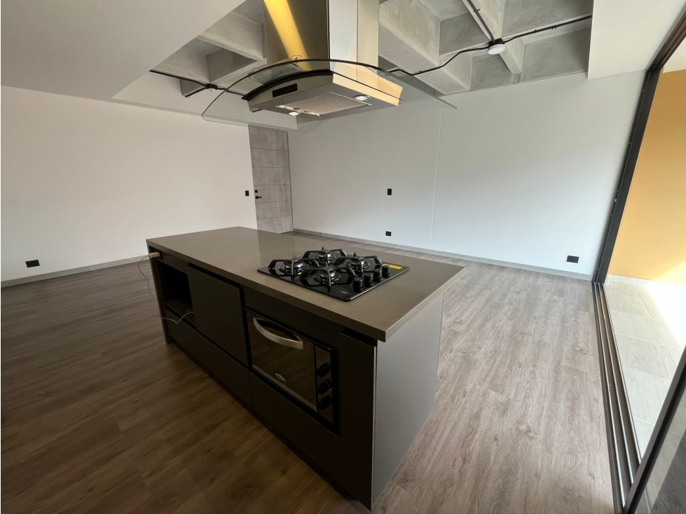 Apartamento en Arriendo Transversal Intermedia Envigado — foto 2