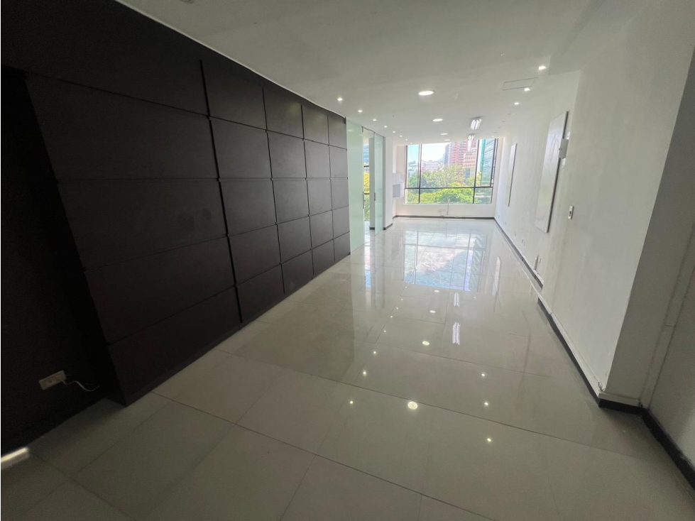 Oficina en Arriendo Milla de Oro Medellin - 2