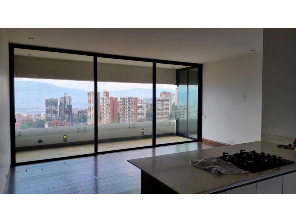 Hermoso Apartamento En Arriendo San Lucas Medellín