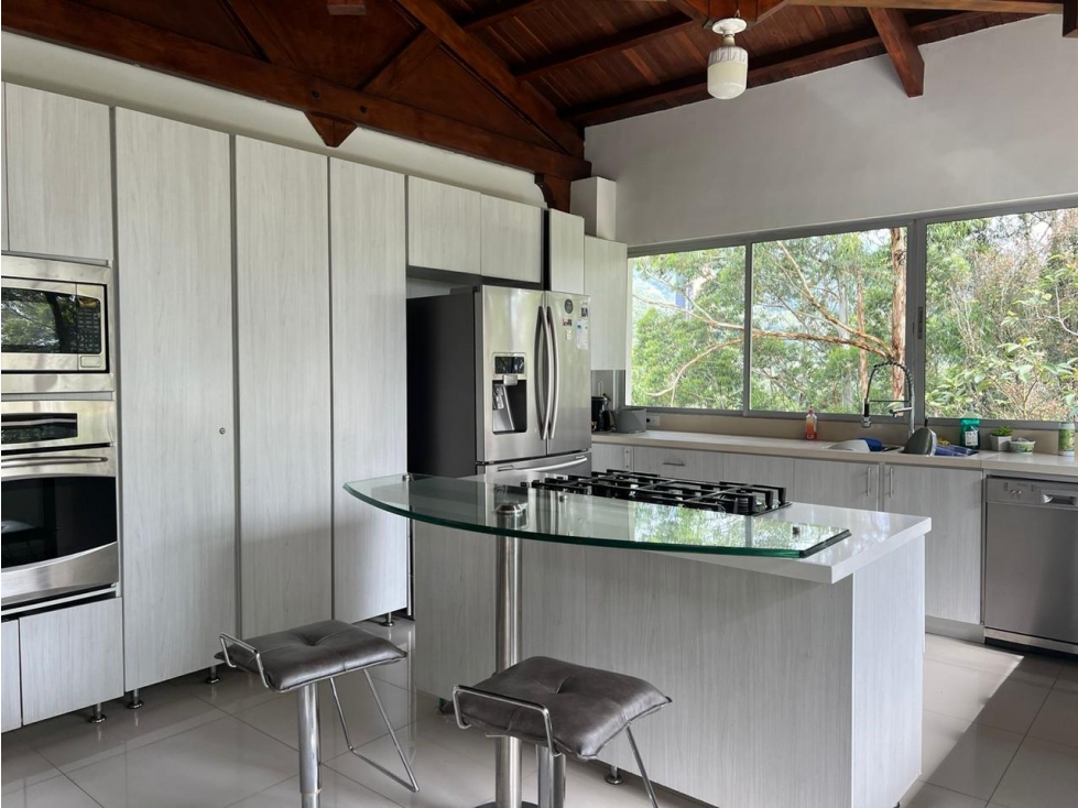 Casa en Arriendo Las Palmas Medellín — foto 5