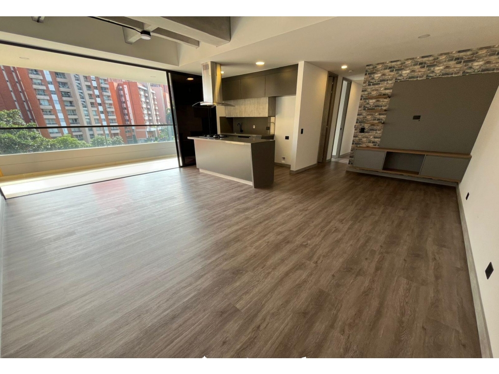 Apartamento en Arriendo Transversal Intermedia Envigado