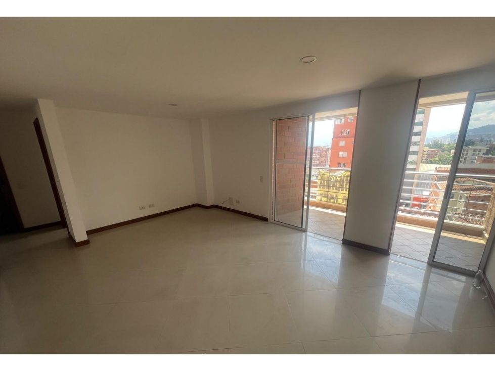 Apartamento En Arriendo Sector Laureles
