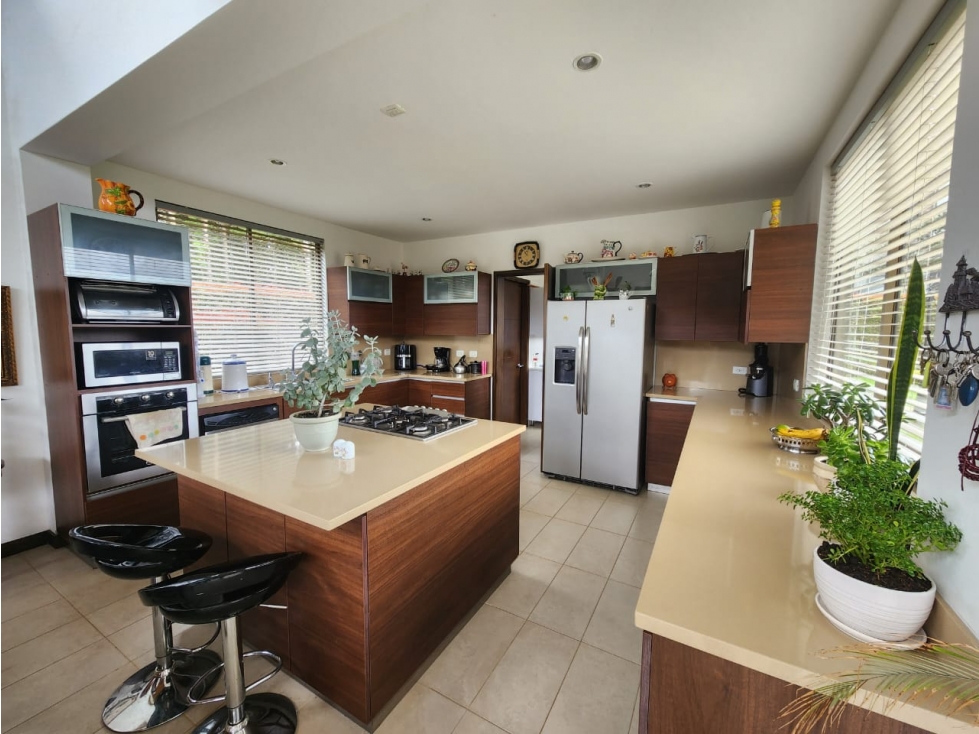 Casa en Arriendo Loma del Escobero Envigado — foto 6