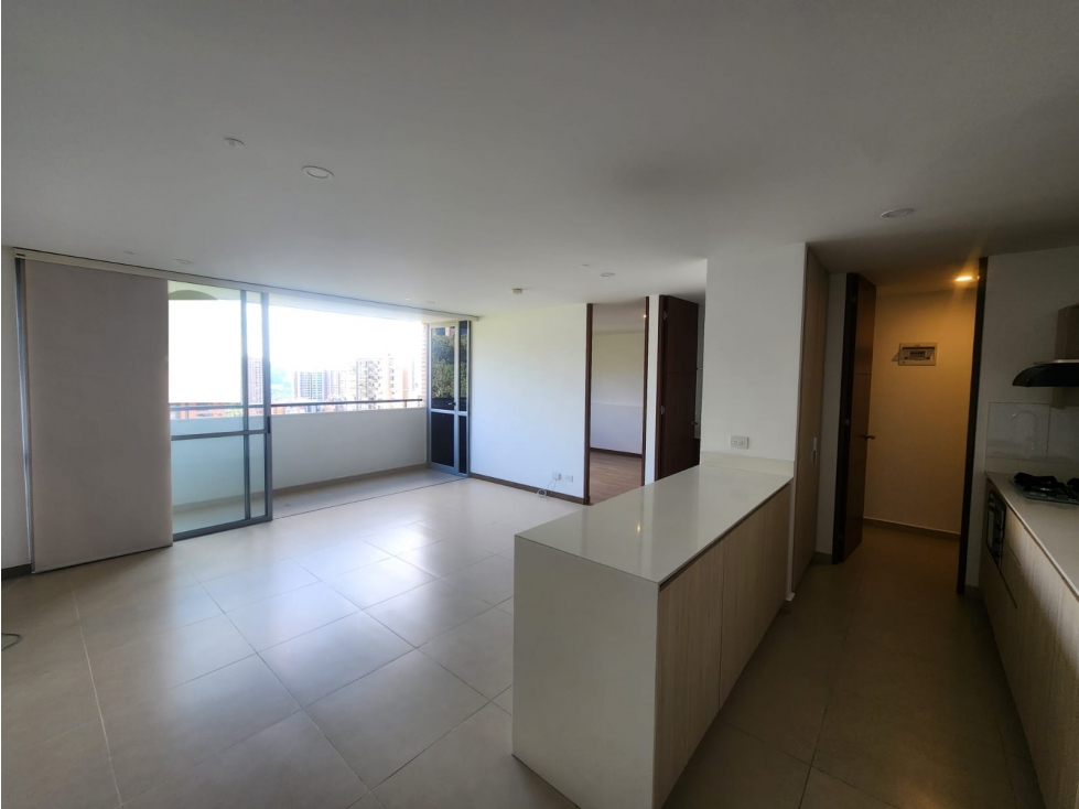 Apartaestudio en Arriendo Loma Los Gonzalez Medellín — foto 2
