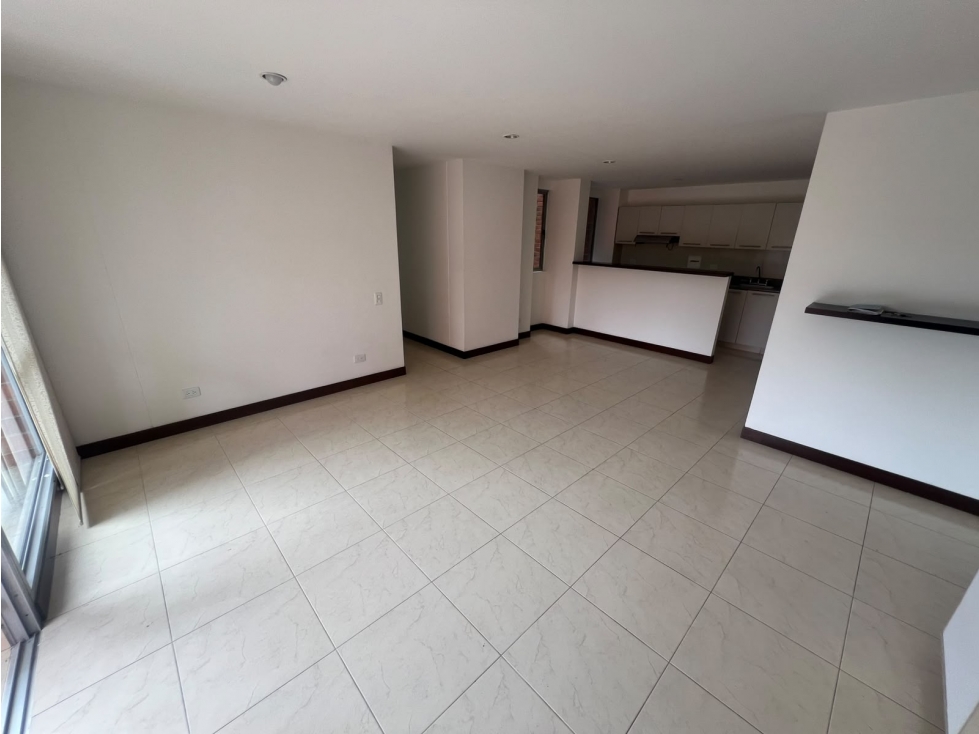 Apartamento En Arriendo Sector Cumbre Medellín — foto 3