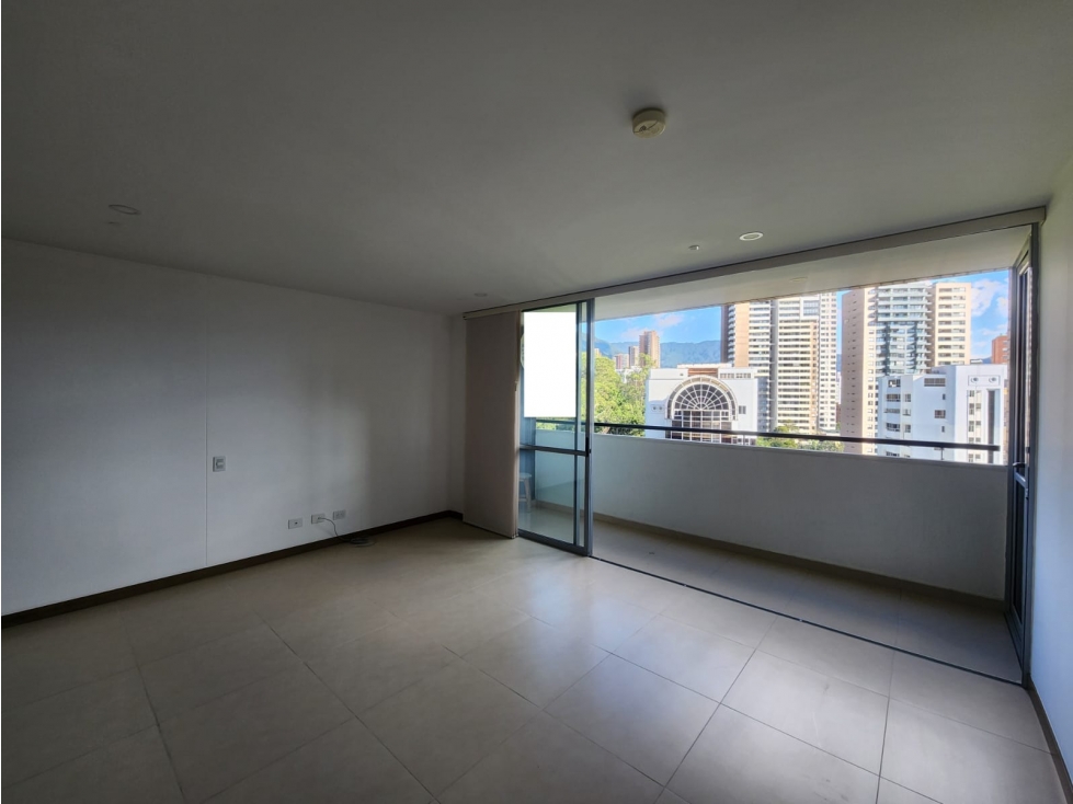 Apartaestudio en Arriendo Loma Los Gonzalez Medellín — foto 4