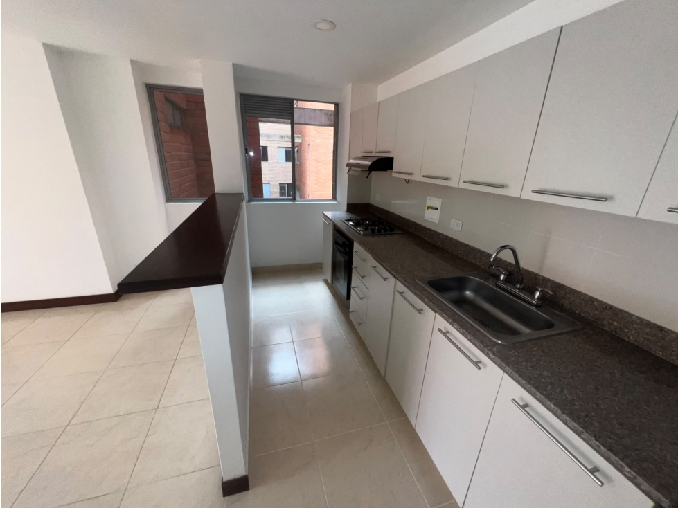 Apartamento En Arriendo Sector Cumbre Medellín — foto 4