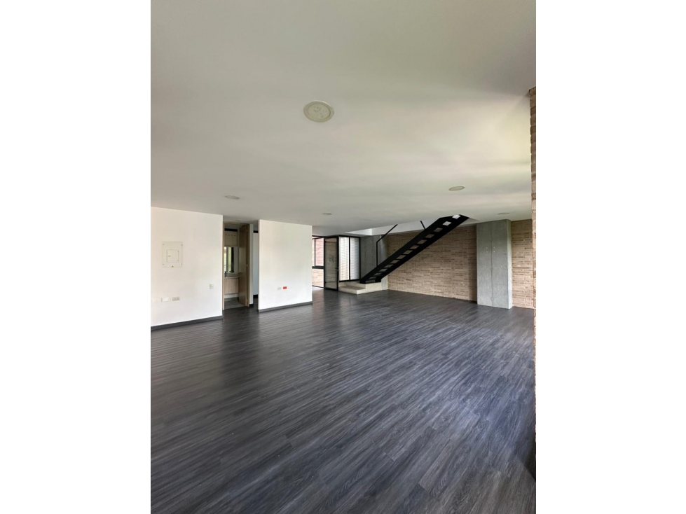 Oficina en Arriendo y Venta Castropol Medellín