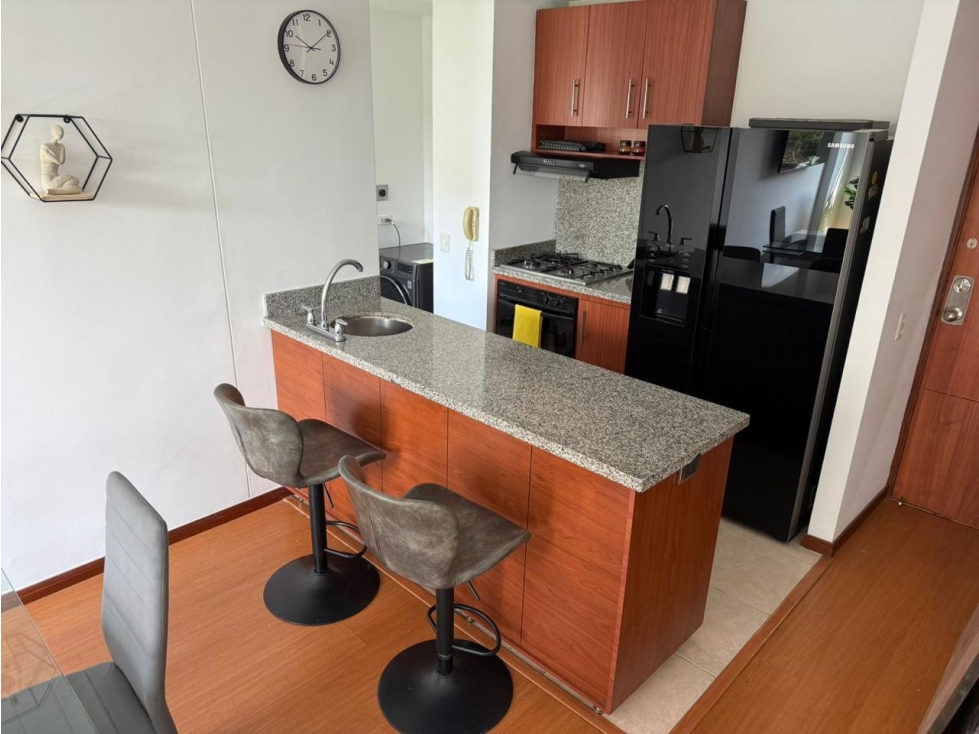Apartaestudio en Arriendo Alejandria Medellin — foto 2