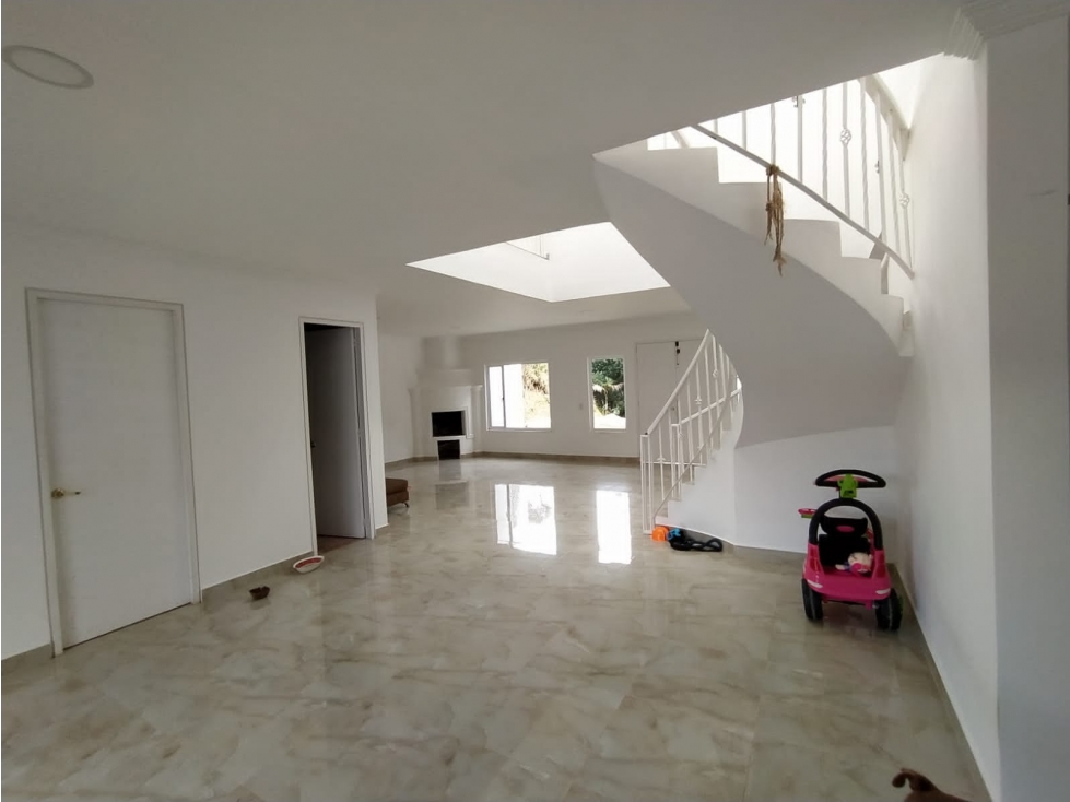 Casa en Arriendo o Venta Loma del Escobero Envigado