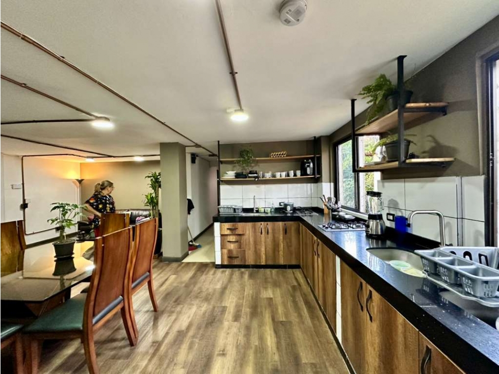 Apartamento en Arriendo Aguacatala Medellín — foto 3