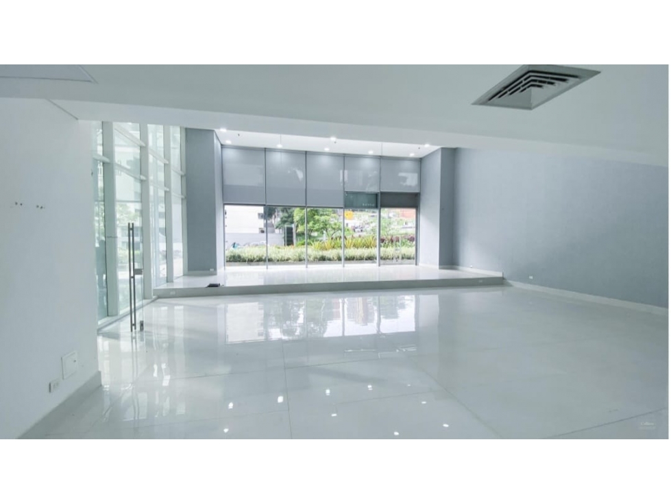 Local en Arriendo Manila Medellín — foto 3