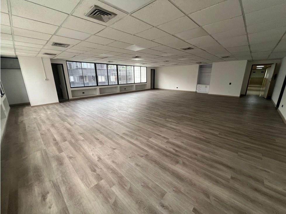 Oficina en Arriendo y Venta Milla de Oro Medellín