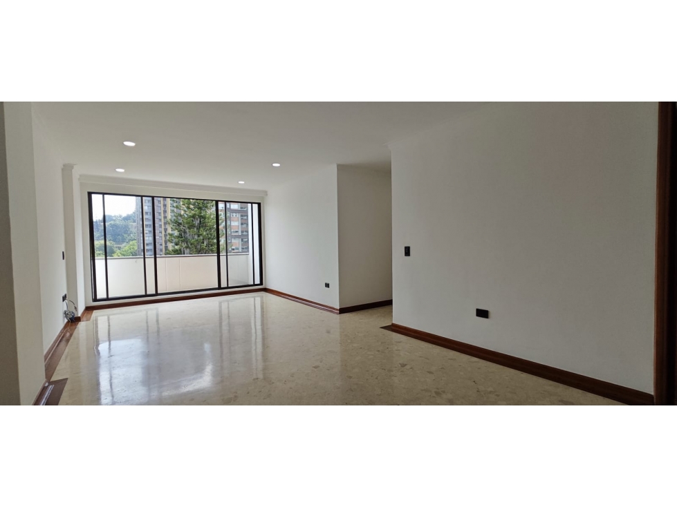 Apartamento en Arriendo Castropol Medellin — foto 2