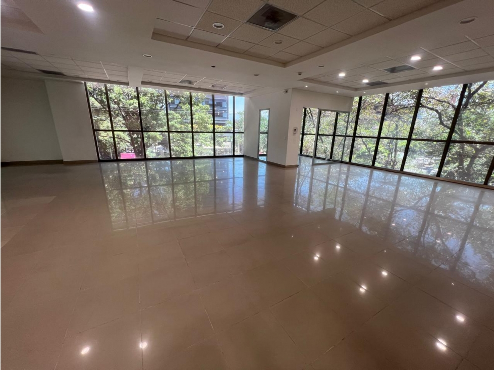 Oficina en Arriendo o Venta Alejandria Medellin — foto 2