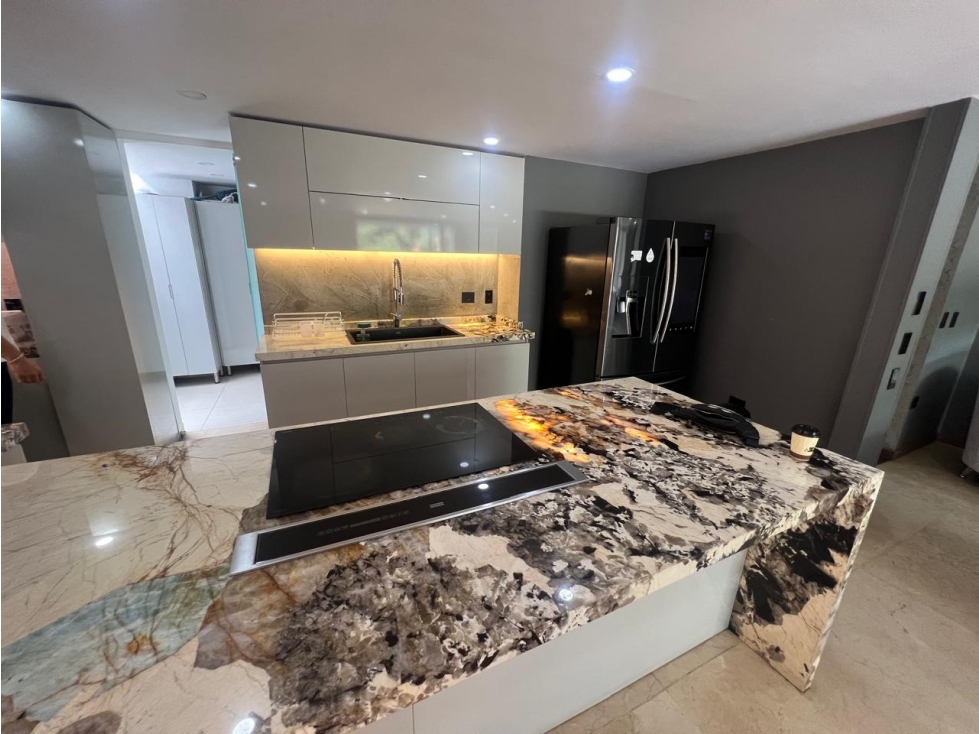 Casa en Arriendo Loma de Los Benedictinos Envigado — foto 3
