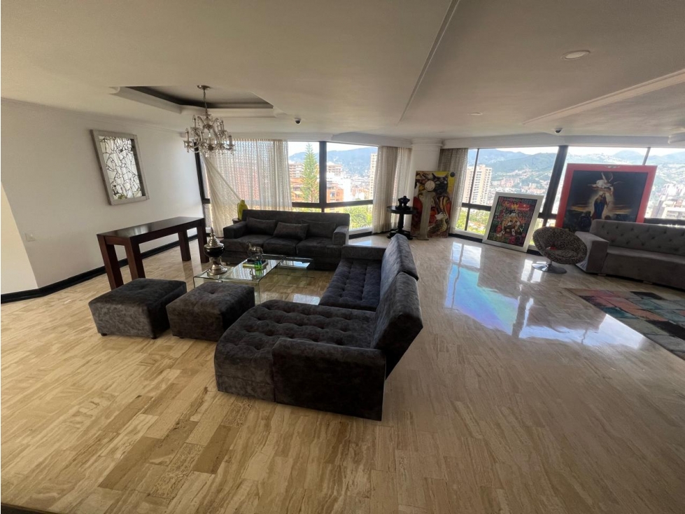 Apartamento en Arriendo Los Balsos Medellin — foto 3