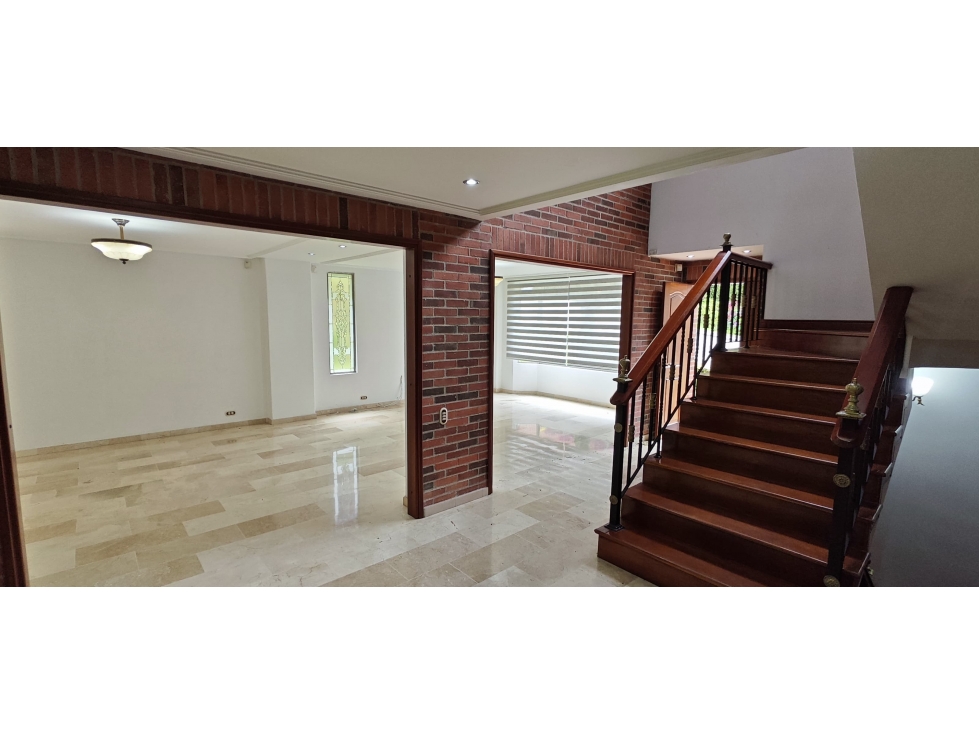 Casa en Arriendo o Venta El Tesoro Medellin — foto 2
