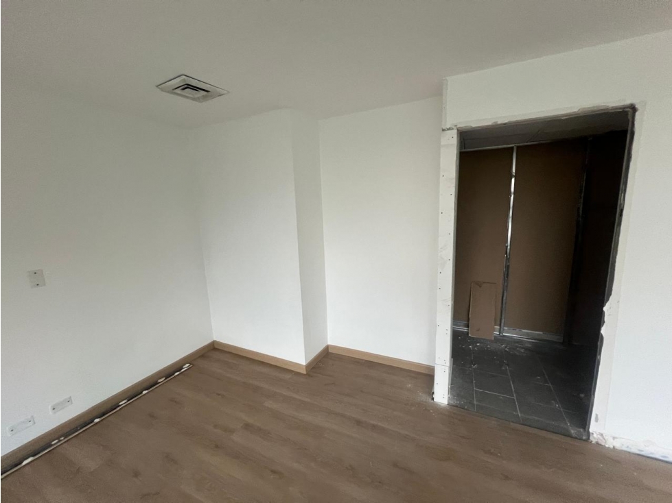 Oficina en Arriendo Las Vegas Medellín — foto 6