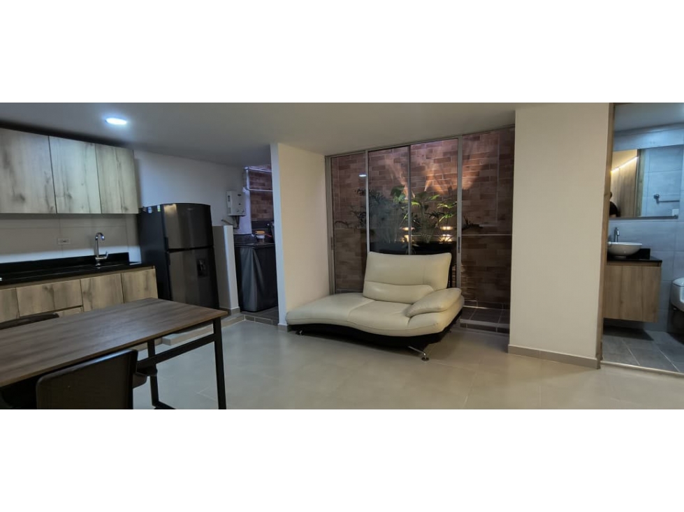 Apartaestudio en Arriendo Cumbres Envigado — foto 3