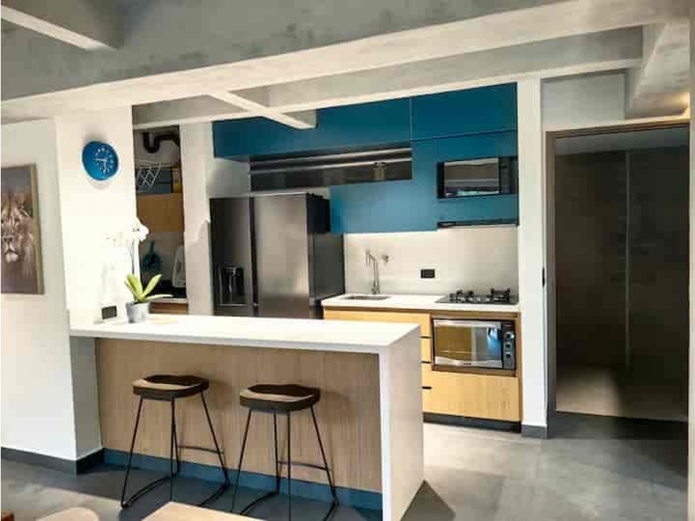 Apartaestudio en Arriendo Loma del Indio Medellin — foto 2