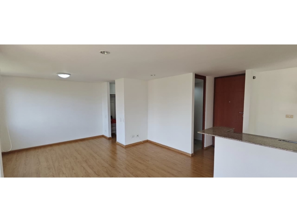 Apartaestudio en Arriendo Lalinde Medellin — foto 2