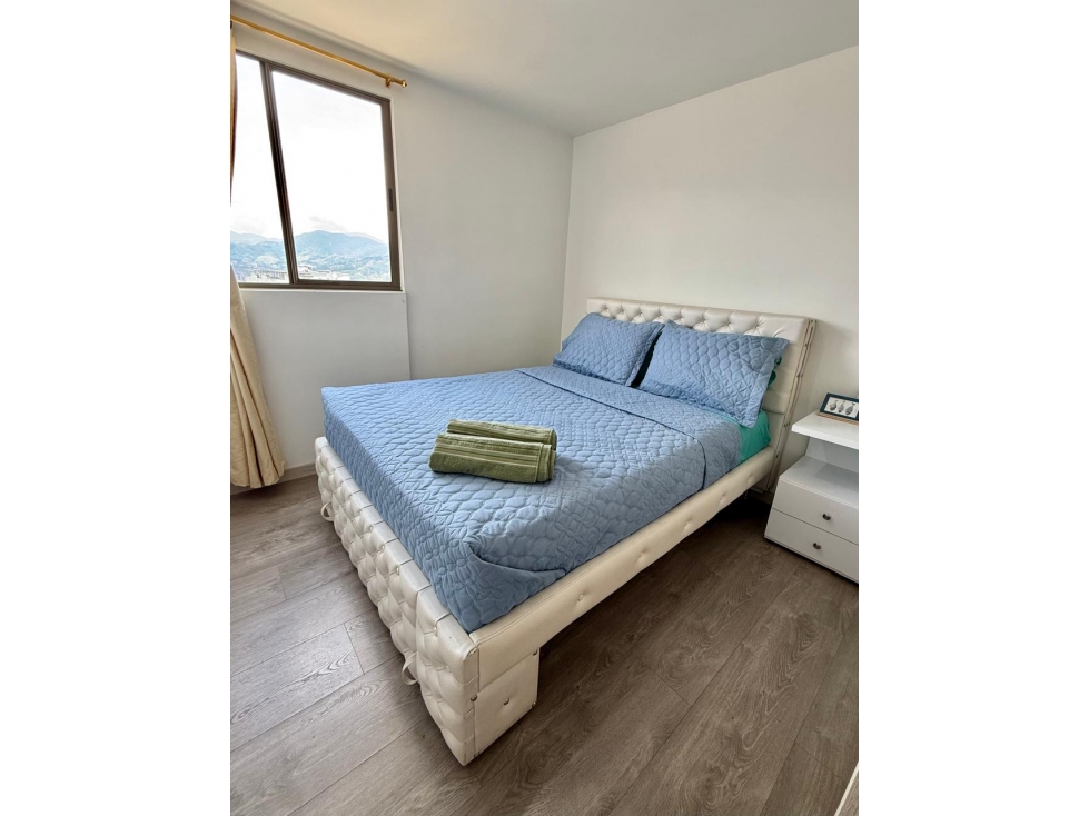 Hermoso Apartamento Amoblado en Venta Sector Almendros Medellín — foto 5
