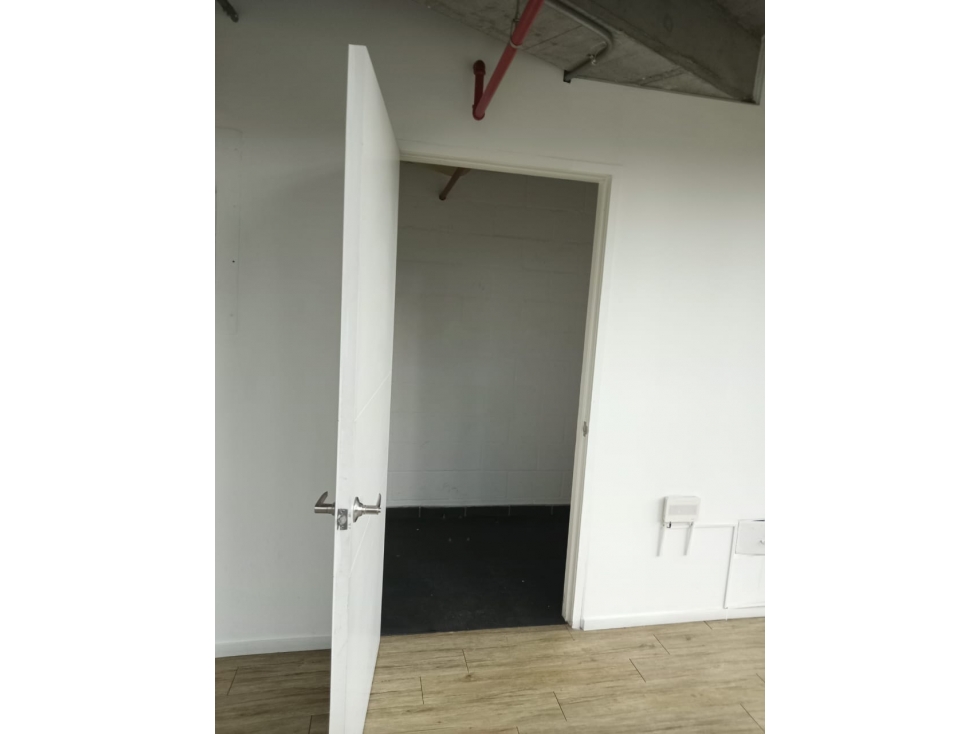 Oficina En Arriendo Sector Milla de Oro Medellín — foto 4