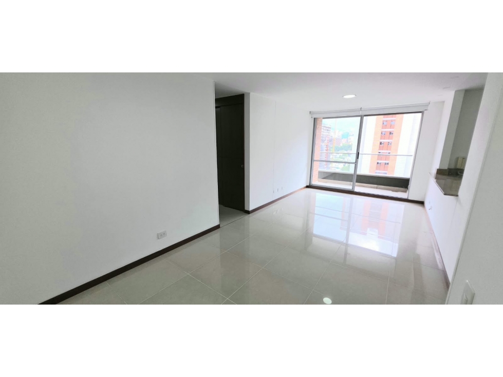 Apartamento en Arriendo Ciudad del Rio Medellin — foto 2