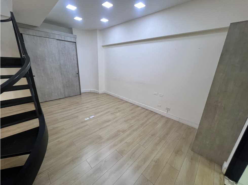 Oficina En Arriendo Y Venta Sector Milla De Oro - 2