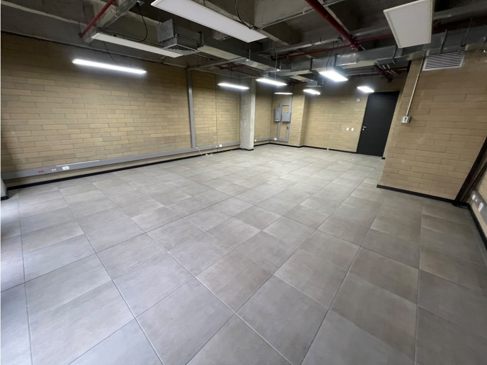 Oficina En Arriendo Sector Guayabal - 2