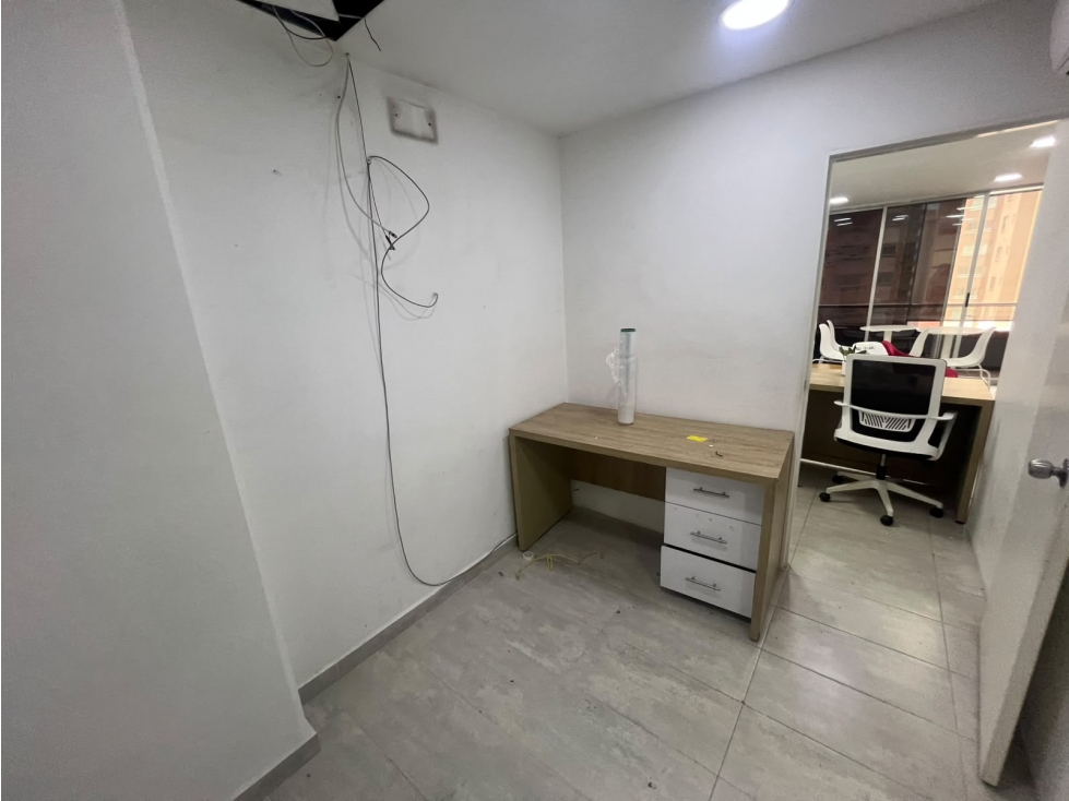 Oficina En Arriendo Sector La Frontera — foto 2
