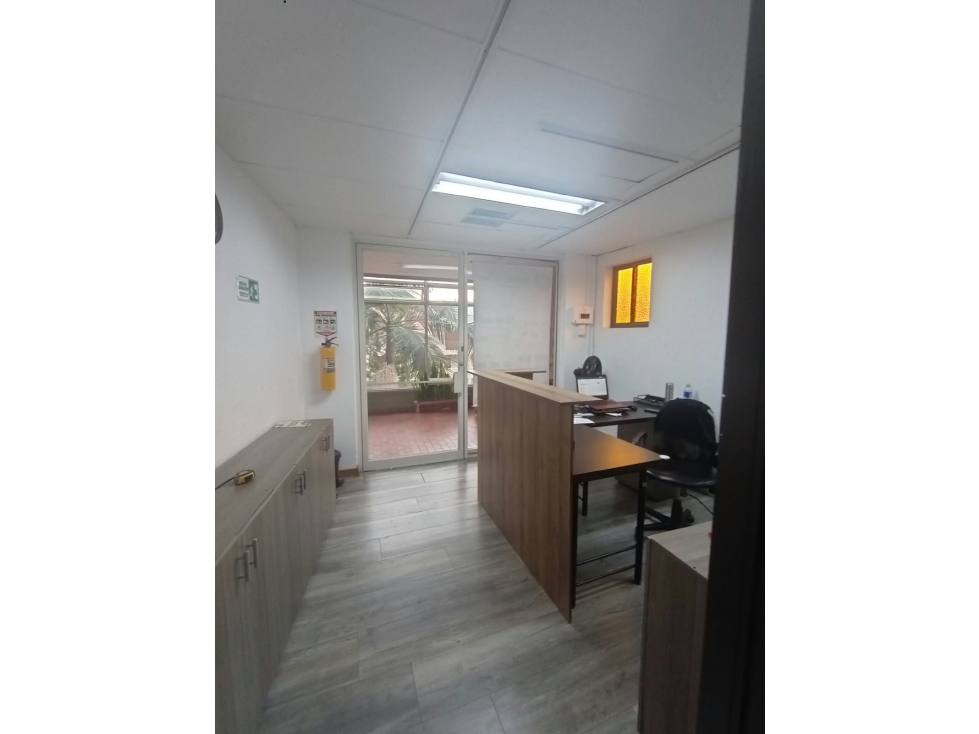 Oficina En Arriendo Sector Santa Gema — foto 2