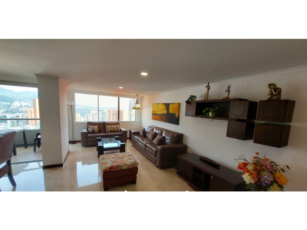Apartamento en Arriendo Los Balsos Medellin — foto 3