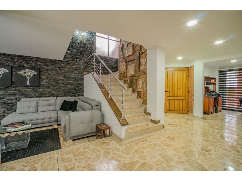 Casa en Arriendo Loma Los González Medellín — foto 5