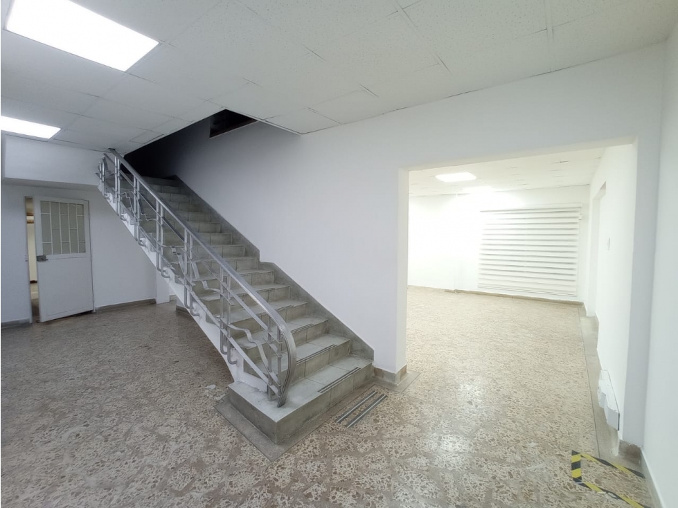 Casa Comercial Independiente En Arriendo Sector Estadio — foto 4