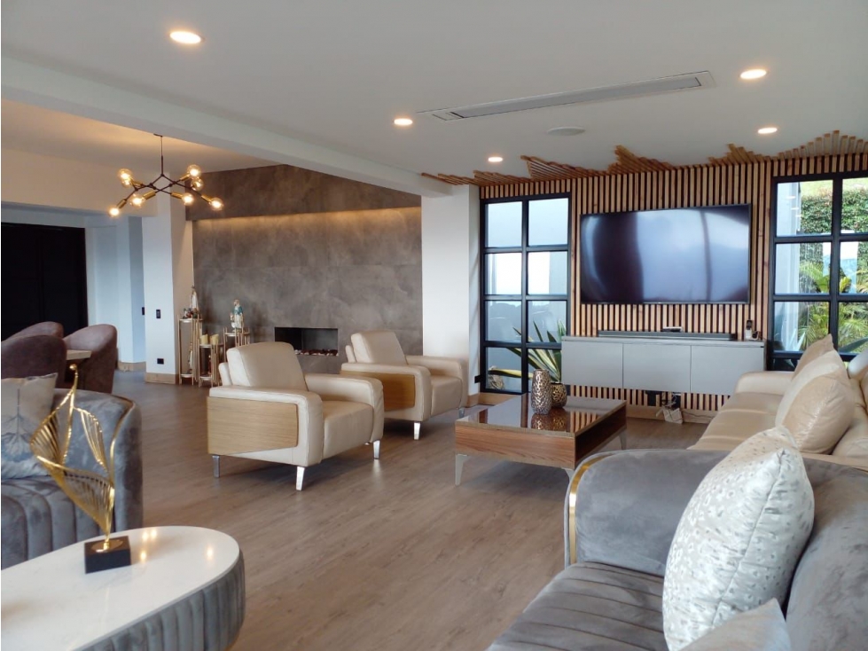 Hermosa Casa en el Alto de las Palmas — foto 2