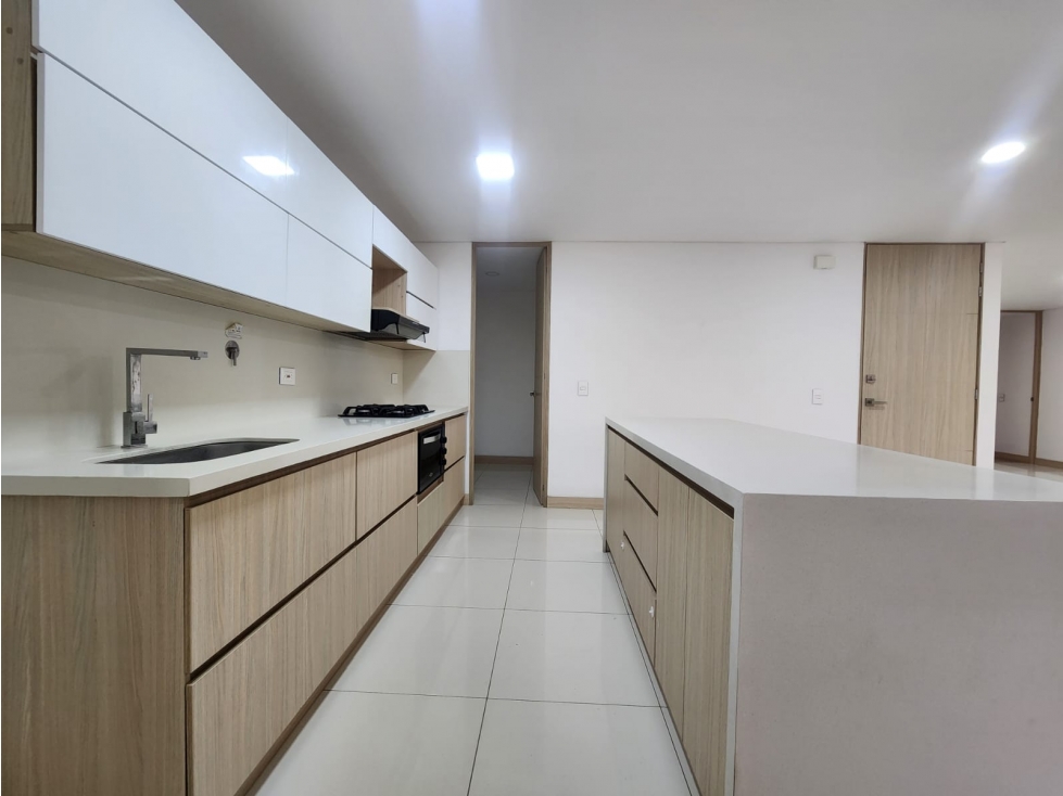 Apartamento en Arriendo 2do Parque Laureles Medellín — foto 5