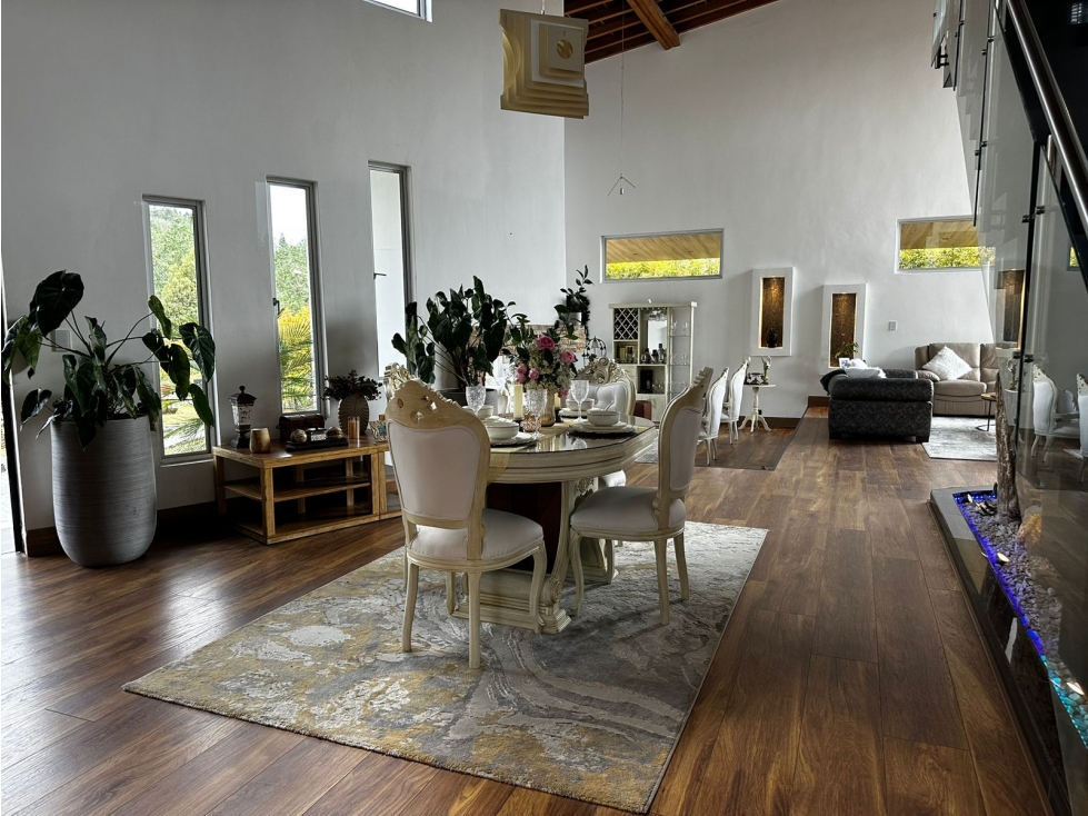 Casa en Arriendo y Venta Loma del Escobero Envigado — foto 5