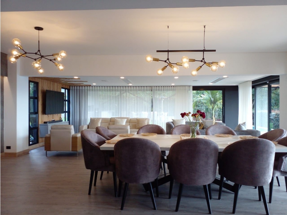 Hermosa Casa en el Alto de las Palmas — foto 3