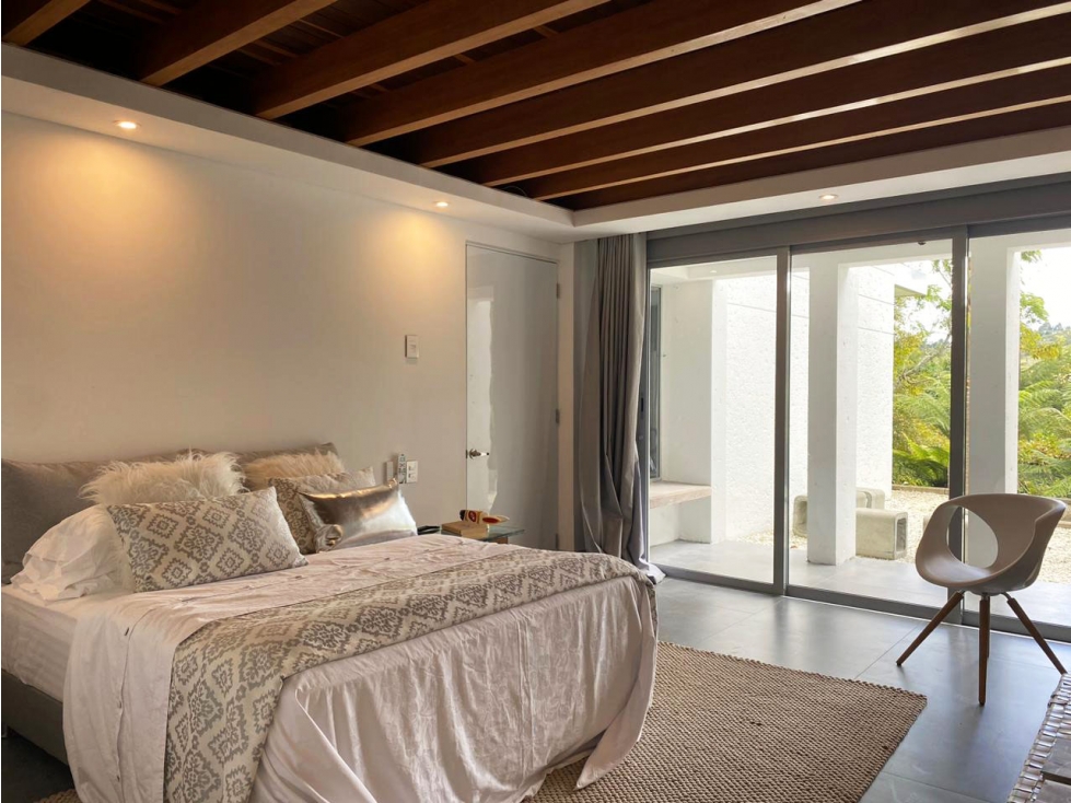 Hermosa casa en el sector de Alto de las Palmas — foto 5