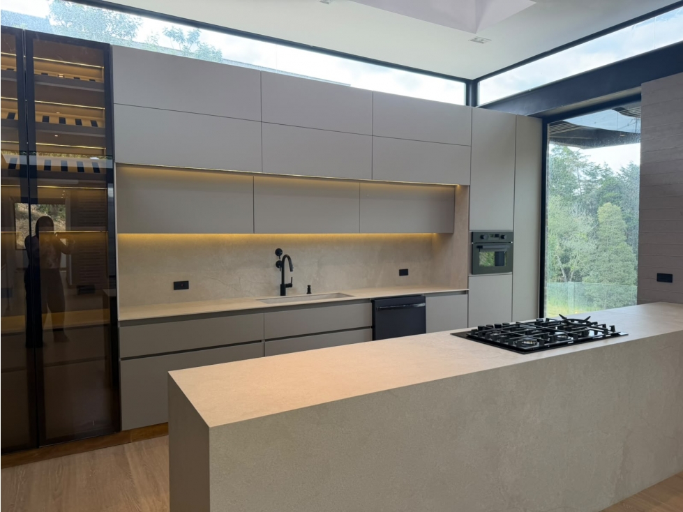 Casa en Arriendo o Venta Vía Las Palmas Medellin — foto 3