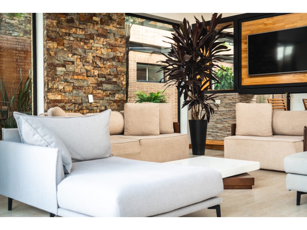 Hermosa casa en el sector del Alto de las Palmas — foto 4