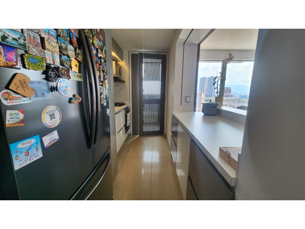 Apartamento en Arriendo Loma de San Julian Medellín — foto 6