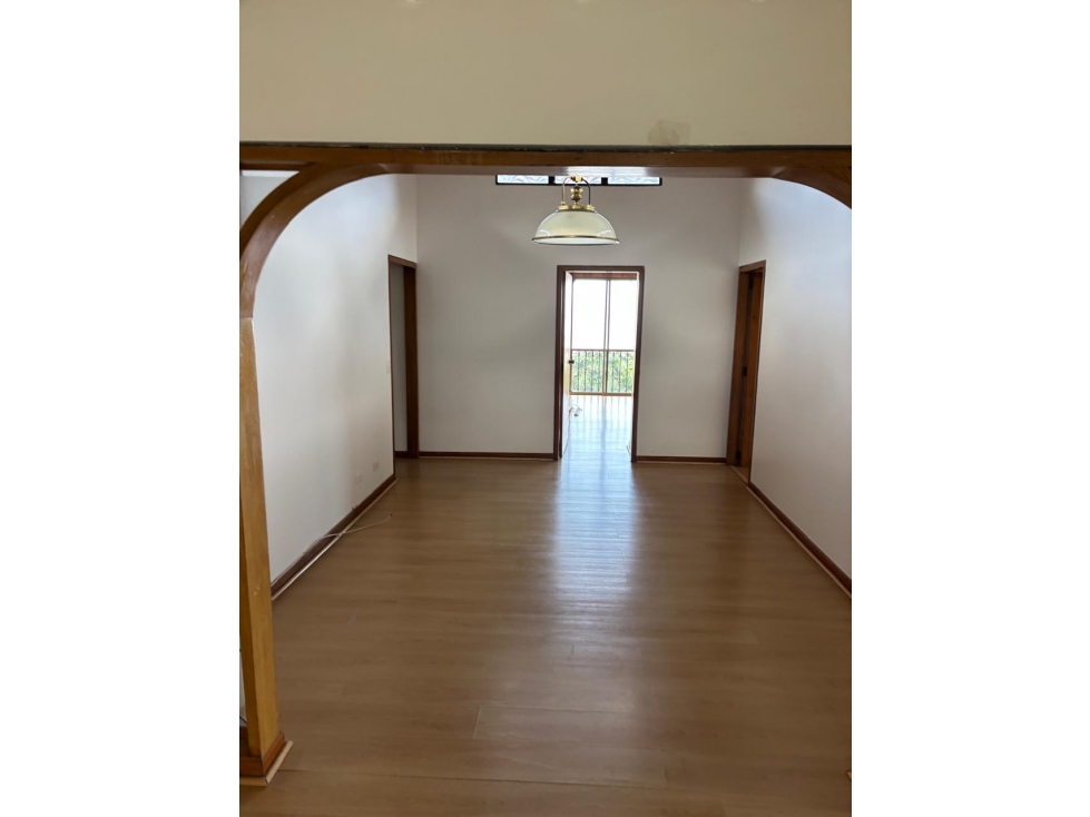 Casa en Arriendo Loma del Chocho Envigado — foto 4