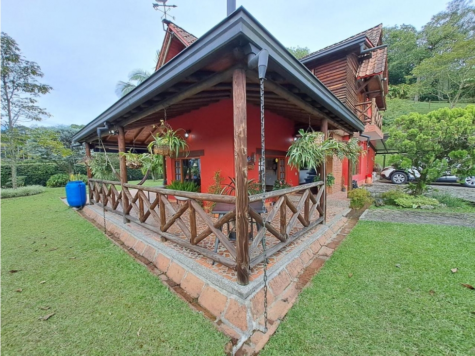 Casa en Arriendo Loma del Escobero Envigado — foto 3
